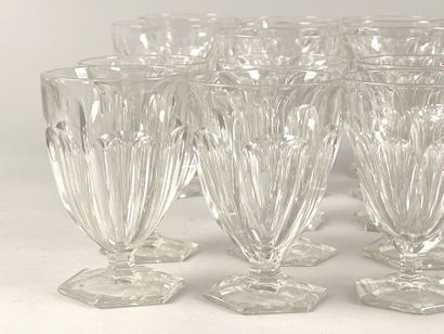 BACCARAT, Harcourt model
Extensive crystal...