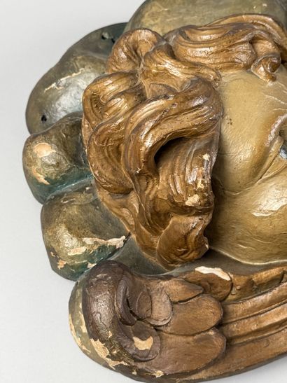 France, 19th century
Two cherub heads
Decorative...