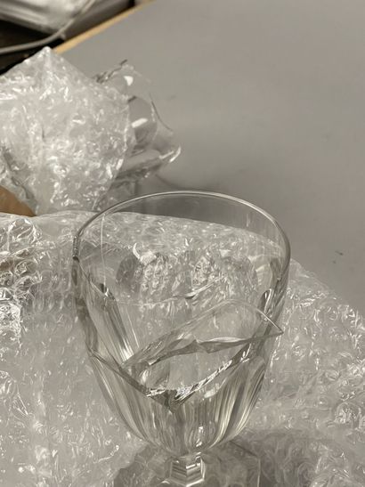 BACCARAT, Harcourt model
Extensive crystal...