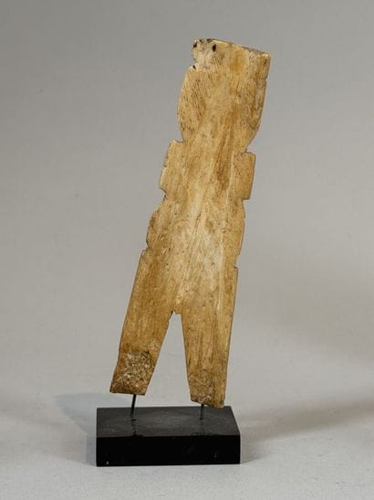 Stylized anthropomorphic figurine. 
Bovine...