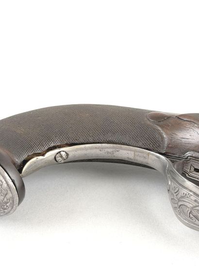 Pistolet à silex d'officier 
Canon rond,...