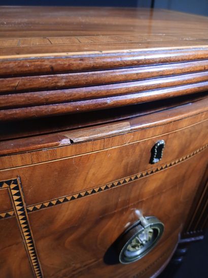 Grande table console dite 