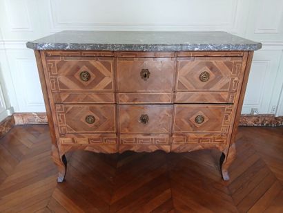 Center-recessed veneered wood chest of drawers...