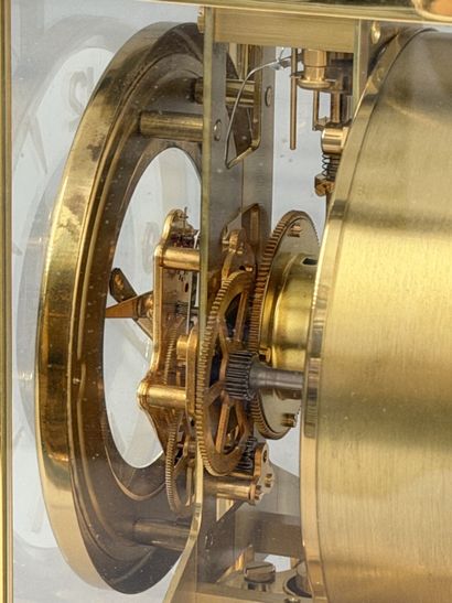 JAEGER-LECOULTRE
Modèle Atmos 
Pendule cage...