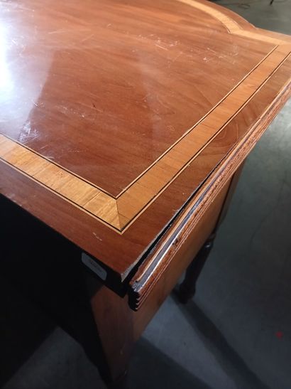 Grande table console dite 