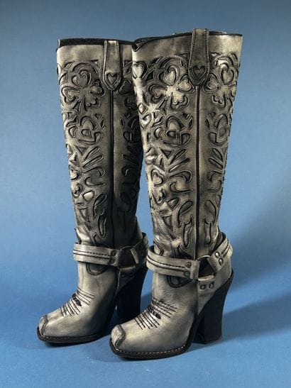 BARBARA BUI 
Paire de bottes santiag à bout...