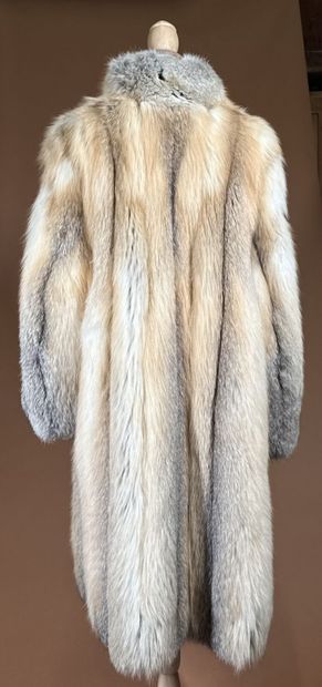 WEIS STAIGER Berlin 
Manteau long en renard,...