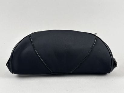 CHRISTIAN DIOR 
Sac du soir demi-lune en...