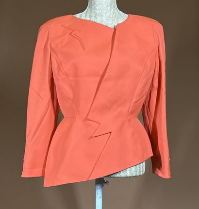 THIERRY MUGLER 
Veste en laine peignée orange,...