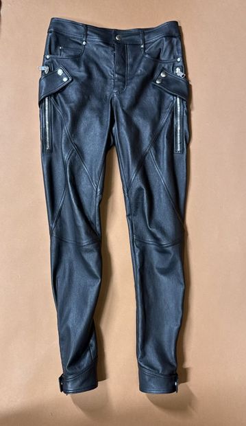 ALEXANDER McQUEEN 
Blouson perfecto en cuir...