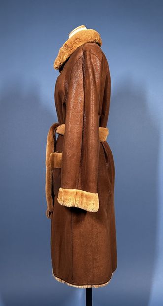 FISCHELIS
Manteau réversible en peau retournée...