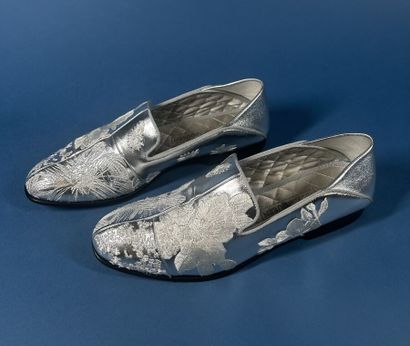 ALEXANDER McQUEEN
Paire de sleepers en cuir...