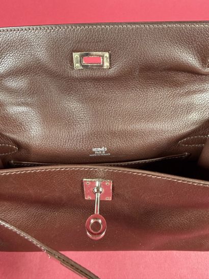 HERMÈS Paris Made in France 
Pochette Kelly...