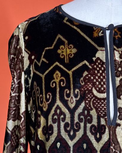 ETRO
Robe longue en velours imprimé de rayure...