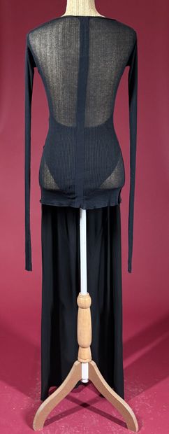 RICK OWENS 
Ensemble composé d'un top côtelé...