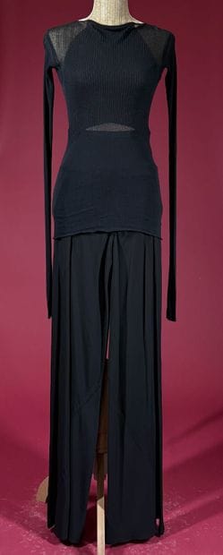 RICK OWENS 
Ensemble composé d'un top côtelé...