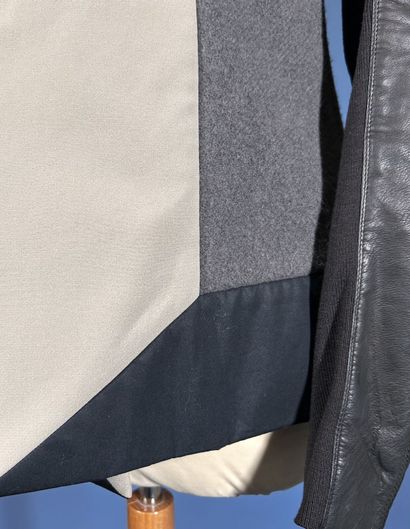 RICK OWENS 
Veste en patchwork de laine grise,...
