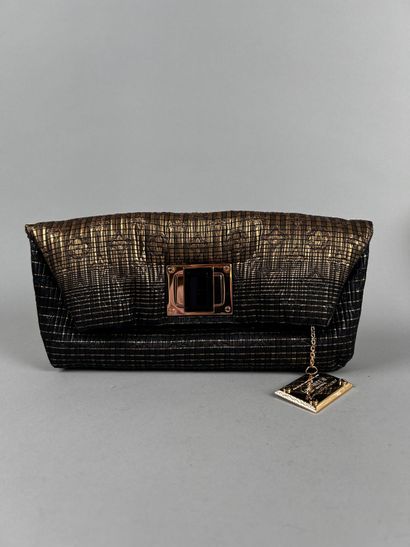 LOUIS VUITTON 
Pochette Altair en toile satinée...
