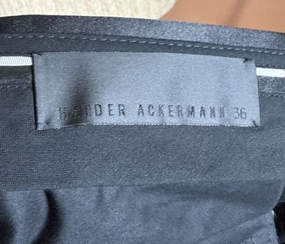 HAIDER ACKERMANN
Ensemble en velours frappé,...