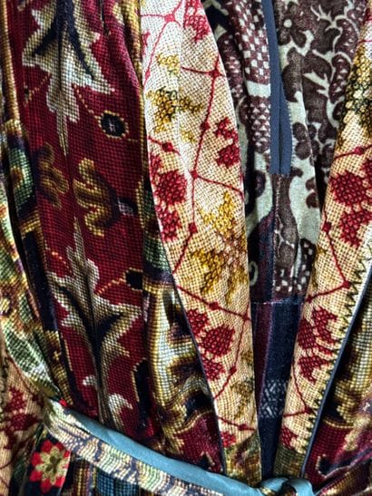ETRO
Robe longue en velours imprimé de rayure...