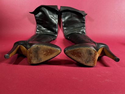 MICHEL PERY
Paire de cuissardes à revers...
