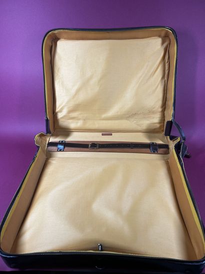 GOYARD 
Valise porte-habit pliable chiffrée...