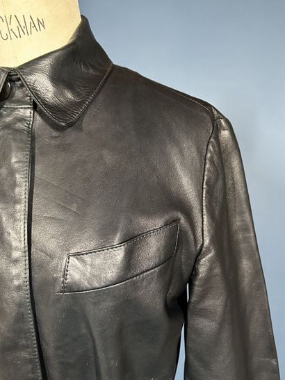 HERMÈS SPORT
Robe façon trench mi-longue...