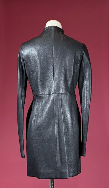 MIU MIU 
Veste 7/8e en cuir noir irisé argent,...
