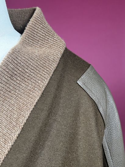 MAX MARA
Ensemble composé d'un top en jersey,...