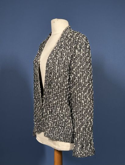 CHANEL AUTOMNE 2004
Veste en tweed viscose...