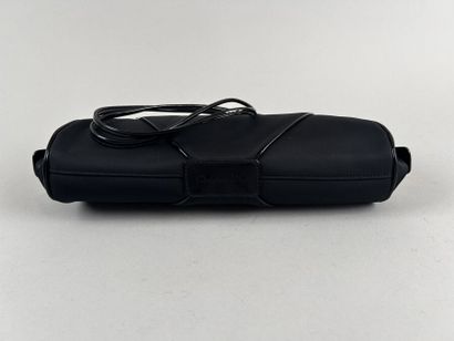 CHRISTIAN DIOR 
Sac du soir demi-lune en...