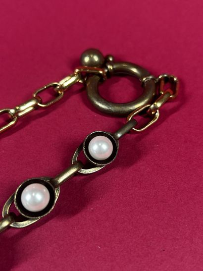 LANVIN 
Sautoir à deux types de chaînes rassemblées...