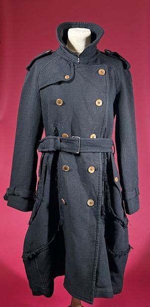 COMME DES GARCONS
Référence GT6C002
Trench...