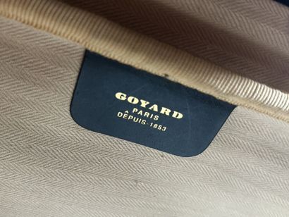 GOYARD
Valise de voyage souple chiffrée 