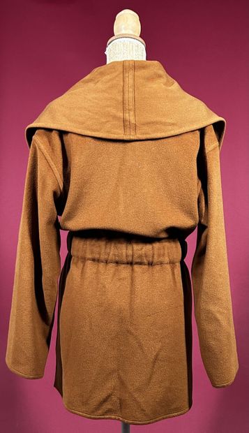 HERMÈS Paris
Veste en cachemire camel façon...