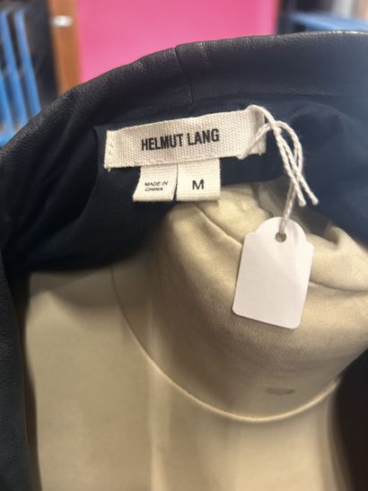 HELMUT LANG 
Veste en cuir bleu à col châle,...