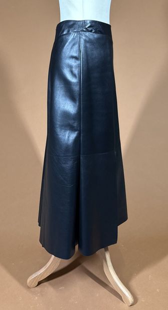 ALEXANDER McQUEEN 
Jupe mi-longue en cuir...