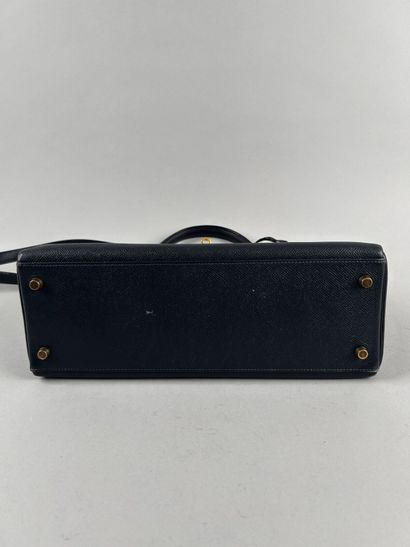 HERMÈS Paris Made in France 
Sac Kelly 32...