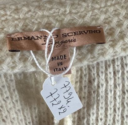 ERMANNO SCERVINO
Ensemble en laine ivoire...