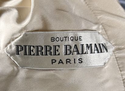 PIERRE BALMAIN Boutique 
Robe longue en soie...