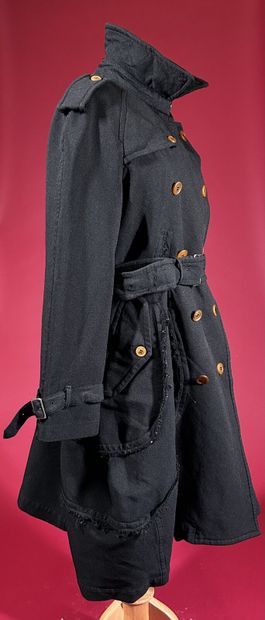 COMME DES GARCONS
Référence GT6C002
Trench...