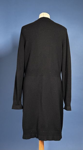 CHANEL, Automne 2007
Long cardigan en cachemire...