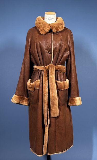 FISCHELIS
Manteau réversible en peau retournée...
