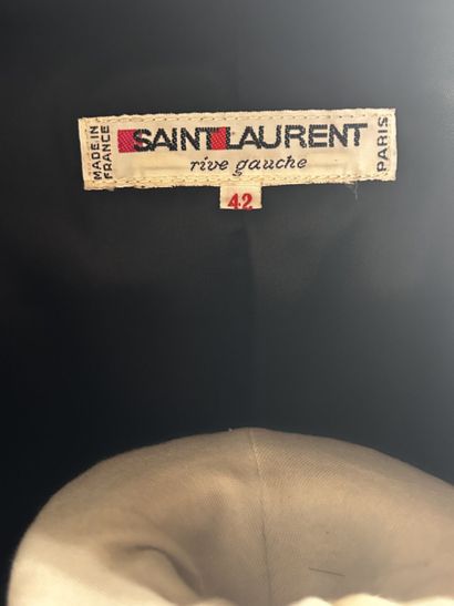 SAINT LAURENT RIVE GAUCHE 
Veste du soir...