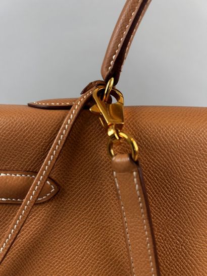HERMÈS Paris Made in France 
Sac Kelly 35...