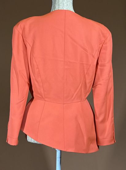 THIERRY MUGLER 
Veste en laine peignée orange,...
