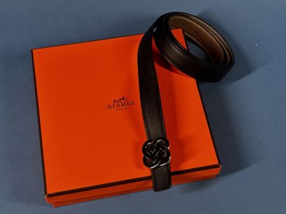 HERMÈS Paris Made in France
Fine ceinture...