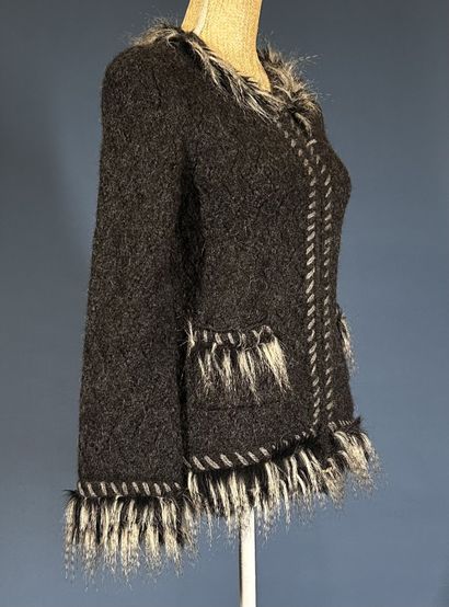 CHANEL 
Gilet en alpaga et cachemire anthracite...