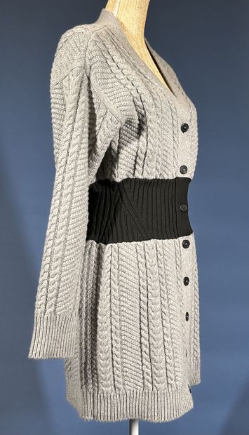 ALEXANDER McQUEEN 
Veste cardigan en laine...