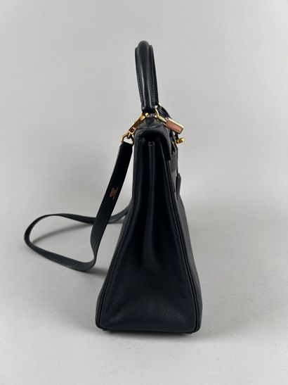 HERMÈS Paris Made in France 
Sac Kelly 32...